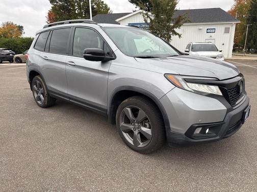 2020 Honda Passport AWD Touring