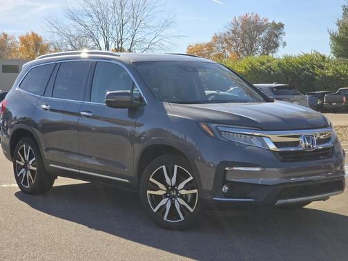 2021 Honda Pilot Touring 8-Passenger