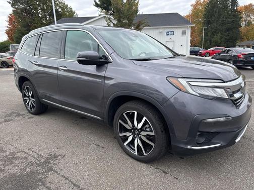 2021 Honda Pilot Touring 8-Passenger