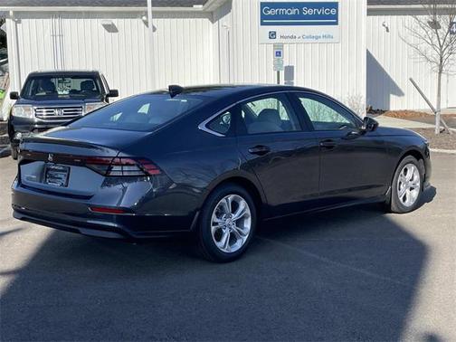 2025 Honda Accord LX 1.5T