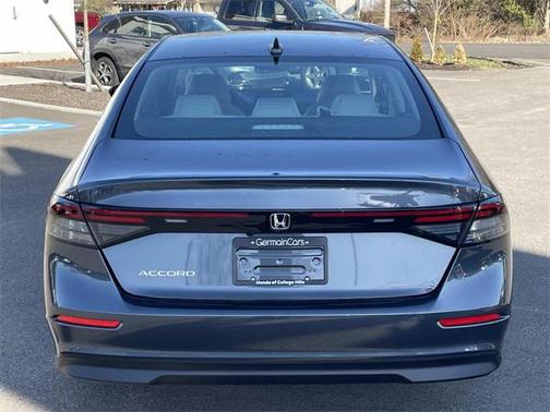 2025 Honda Accord LX 1.5T