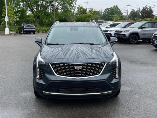 2021 Cadillac XT4 Premium Luxury