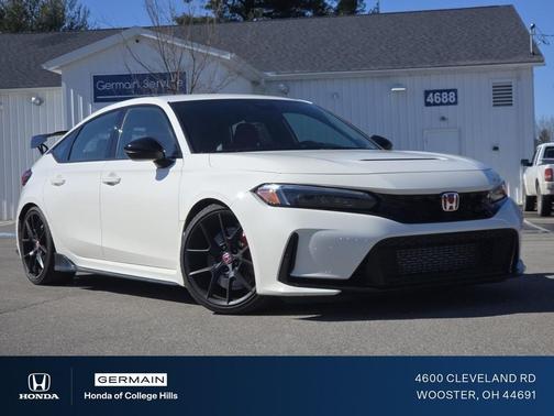 2025 Honda Civic Type R Base