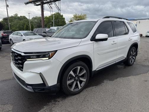 2023 Honda Pilot AWD Elite