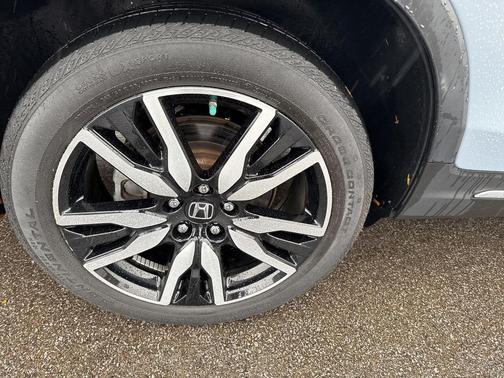 2022 Honda Pilot Touring 8-Passenger