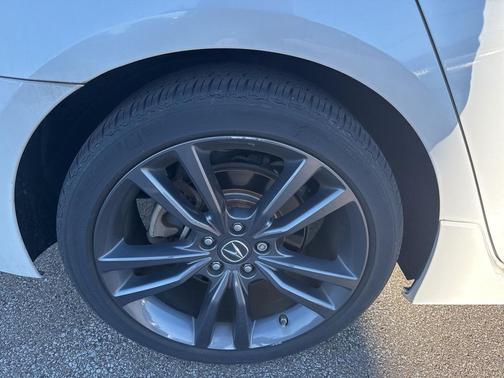 2019 Acura TLX Technology