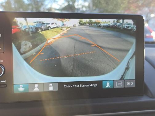 2025 Honda Pilot Touring 8-Passenger