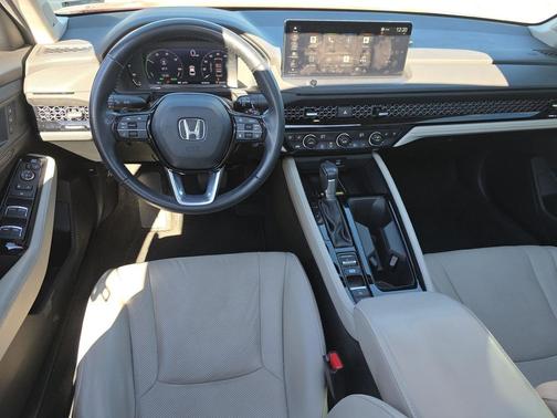 2023 Honda Accord Hybrid Touring