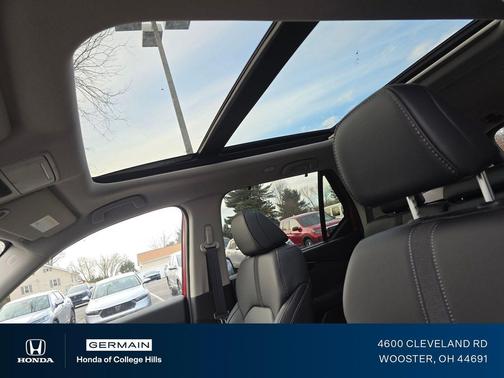 2025 Honda Pilot Touring 8-Passenger