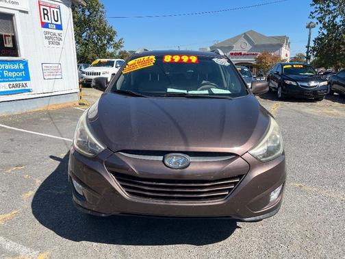 2014 Hyundai TUCSON SE