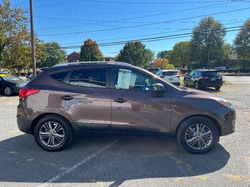 2014 Hyundai TUCSON SE