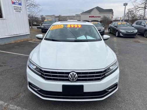2017 Volkswagen Passat 1.8T SE w/Technology