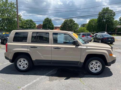 2017 Jeep Patriot Sport