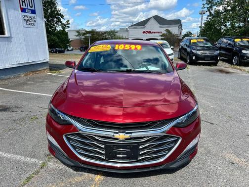 Cajun Red Tintcoat 2019 Chevrolet Malibu LT