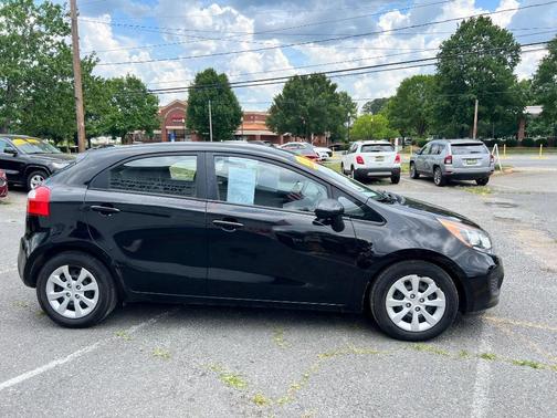 Midnight Black 2012 Kia Rio5 EX