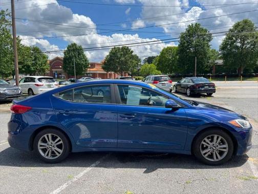2017 Hyundai ELANTRA Limited