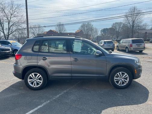 2016 Volkswagen Tiguan S