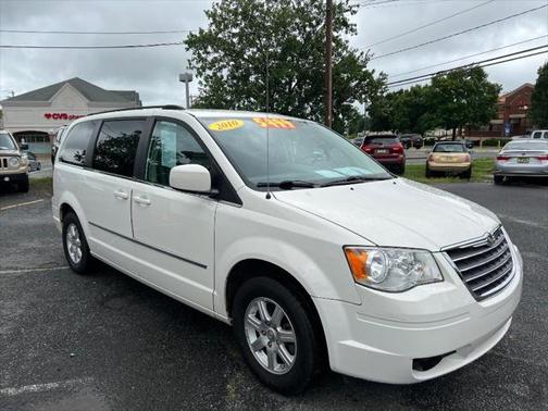 2010 Chrysler Town & Country Touring