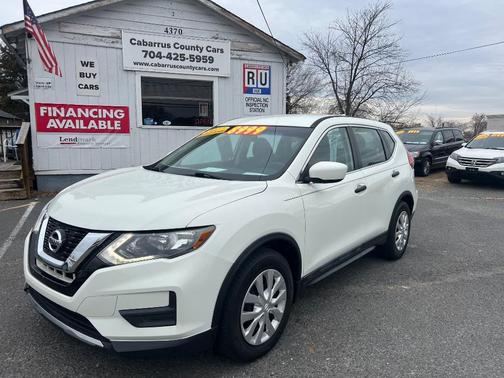 2017 Nissan Rogue SV
