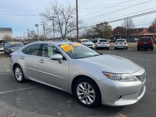 2013 Lexus ES 300h Base