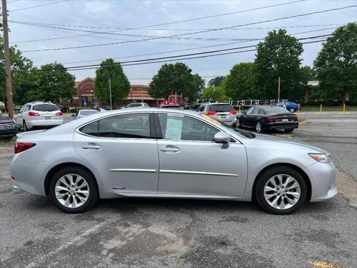 2013 Lexus ES 300h Base