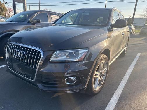 Lava Gray Pearl Effect 2017 Audi Q5 2.0T Premium