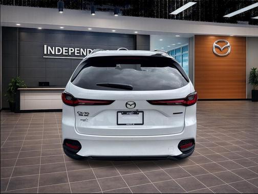 Rhodium White Premium 2026 Mazda CX-70 SC