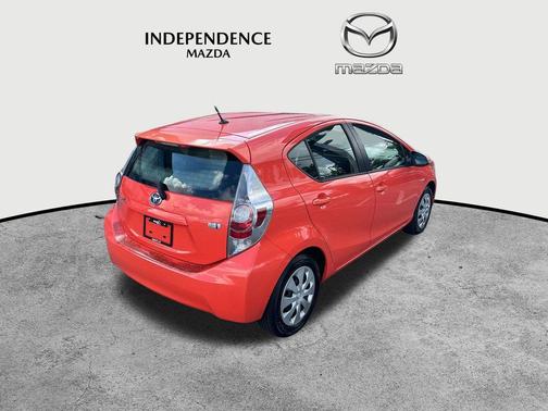 2014 Toyota Prius c Four