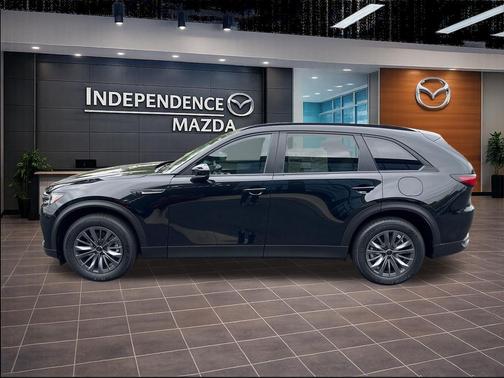 Jet Black Mica 2026 Mazda CX-70 SCP