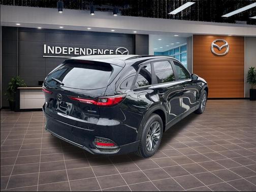 Jet Black Mica 2026 Mazda CX-70 SCP