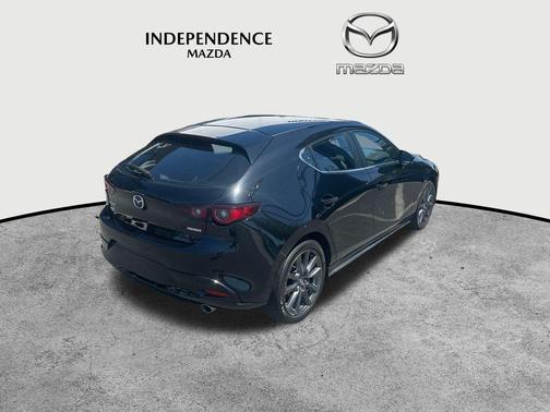 2022 Mazda Mazda3 FWD w/Preferred Package