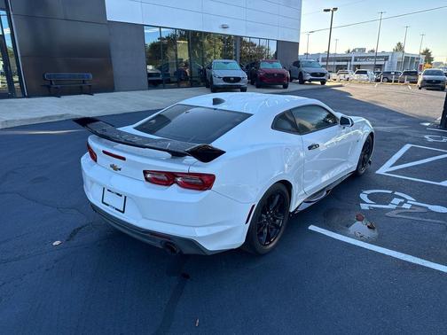2019 Chevrolet Camaro 1LS