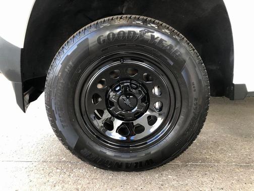 2023 Chevrolet Colorado WT