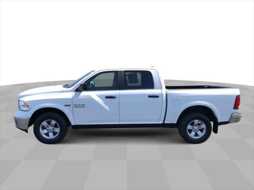 2018 RAM 1500 SLT