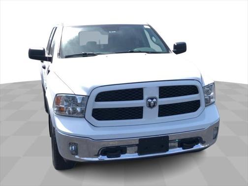 2018 RAM 1500 SLT