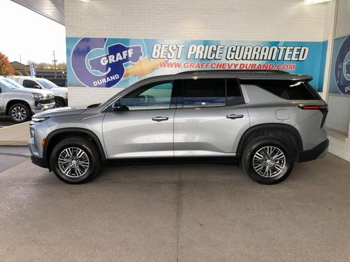 2024 Chevrolet Traverse LT