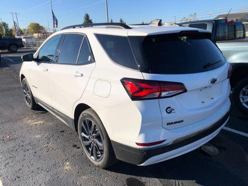 2023 Chevrolet Equinox FWD RS