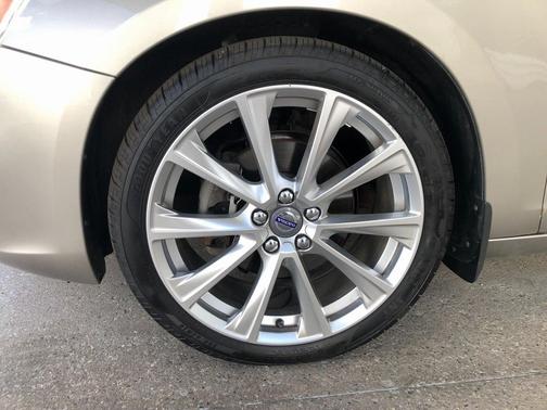 2016 Volvo S60 Inscription T5 Drive-E Platinum