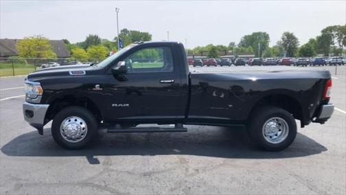 2019 RAM 3500 Big Horn Regular Cab 4x4 8' Box