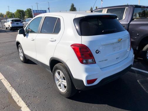 2022 Chevrolet Trax LS