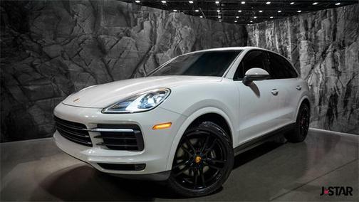 2022 Porsche Cayenne Platinum Edition