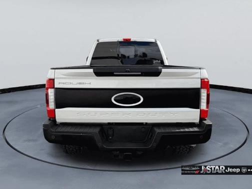 White Platinum Clearcoat Metallic 2019 Ford F-250 Lariat