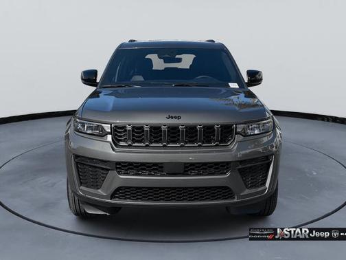 2026 Jeep Grand Cherokee Altitude