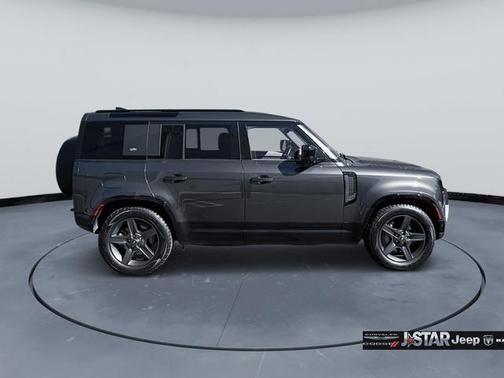 2022 Land Rover Defender 110 X-Dynamic SE