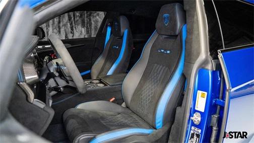 2023 Lamborghini Urus Performante