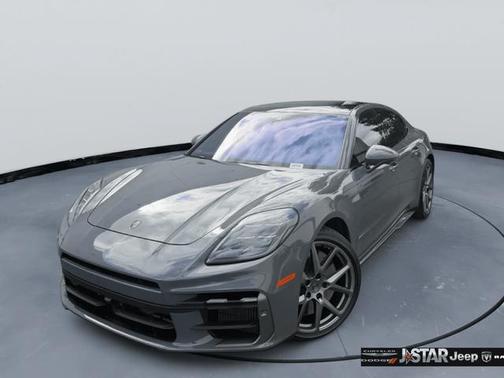 2025 Porsche Panamera Turbo