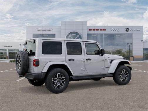 2025 Jeep Wrangler 4-Door Sahara 4x4