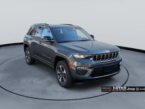 2022 Jeep Grand Cherokee 4xe Base