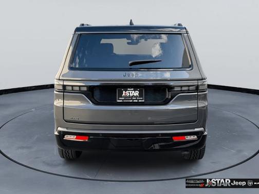 Baltic Gray Metallic Clearcoat 2026 Jeep Grand Wagoneer Upland