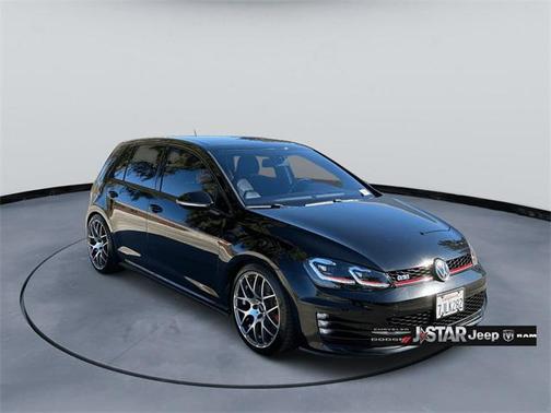 2015 Volkswagen Golf GTI 2.0T SE 4-Door